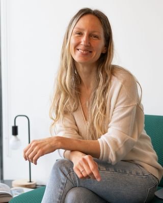 Olessia Axenova profile image